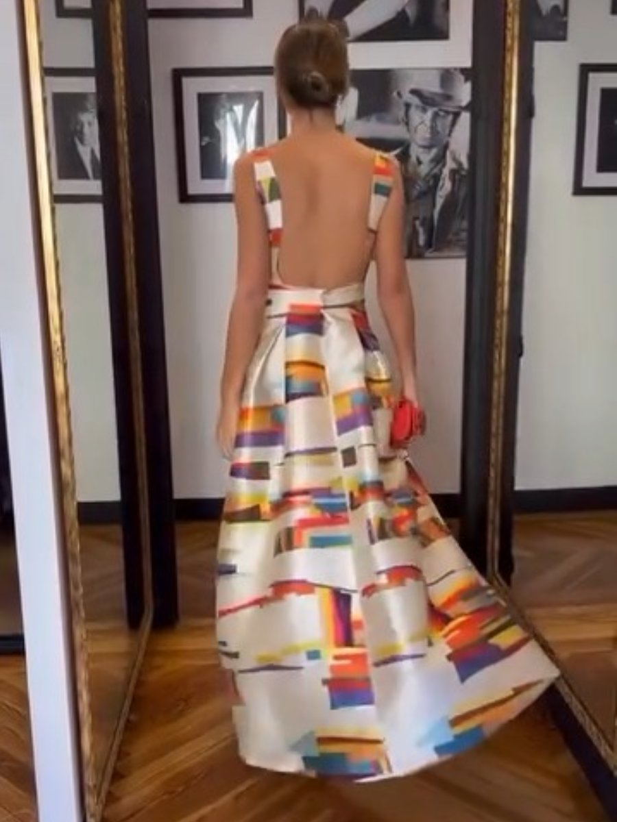 Vivien - Maxi Dress with Geometric Print