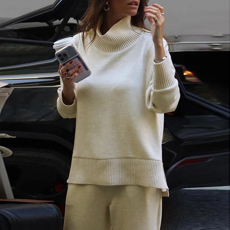 Lysann - Warm Knitted Two Piece Suit