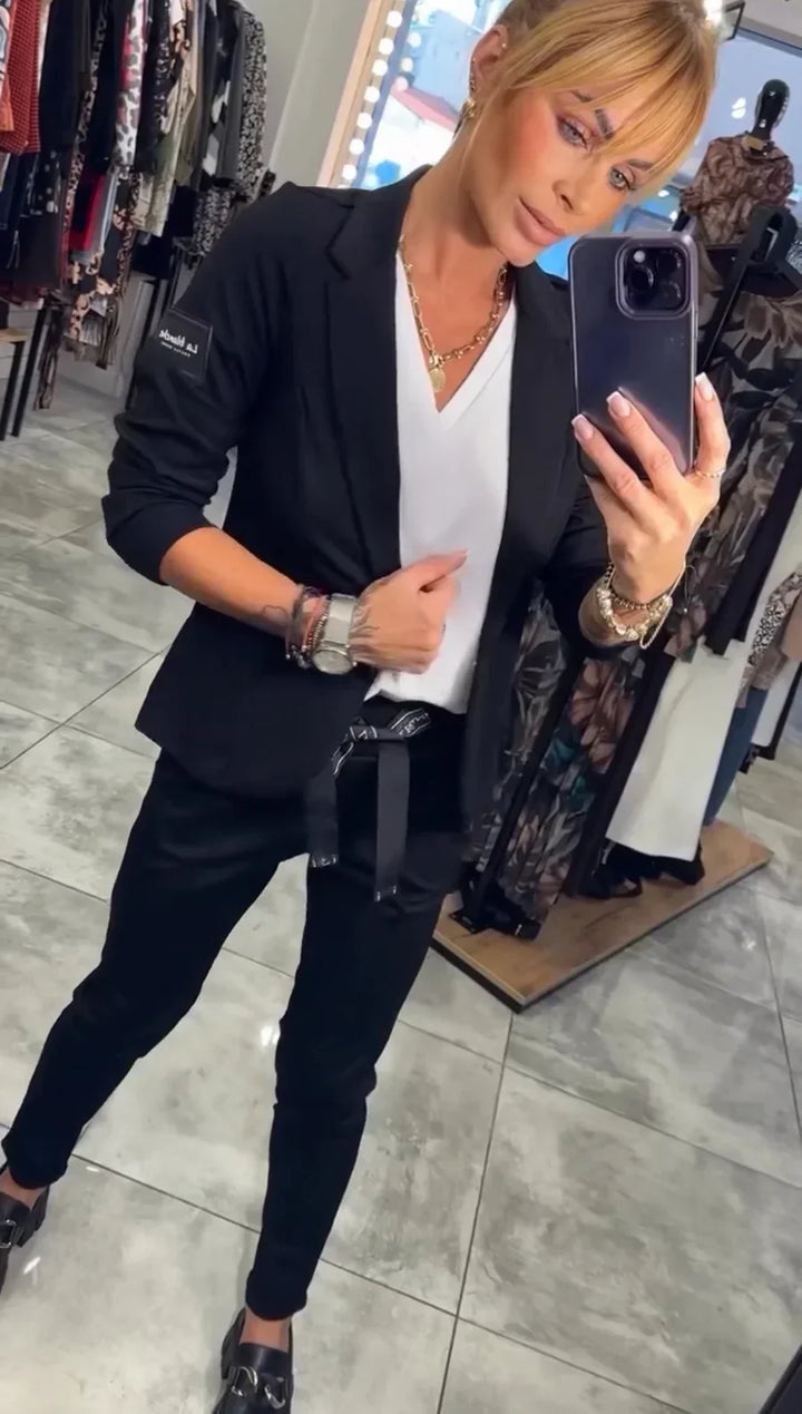 Jocelyne - Elegant Blazer And Trousers Set