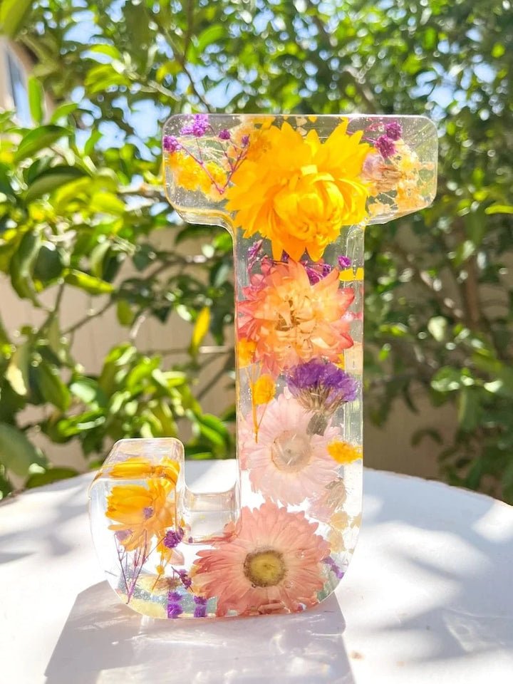PetalLume - Handmade Flower Resin Night Light