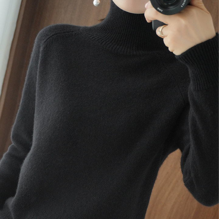 Sasha - Merino Wool Turtleneck Sweater