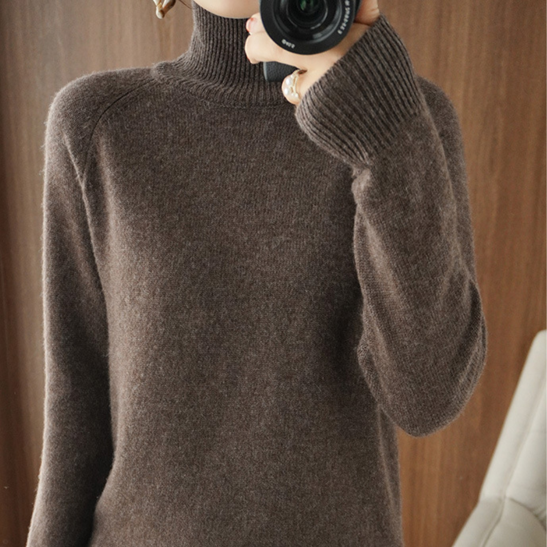 Sasha - Merino Wool Turtleneck Sweater