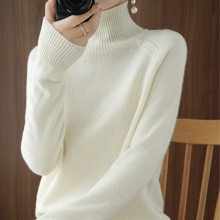 Sasha - Merino Wool Turtleneck Sweater