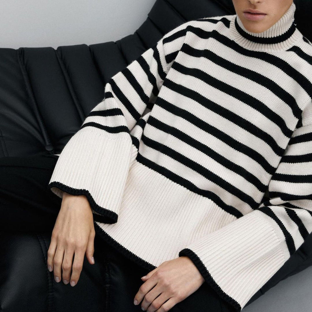 Kynesia - Oversized Striped Turtleneck Sweater