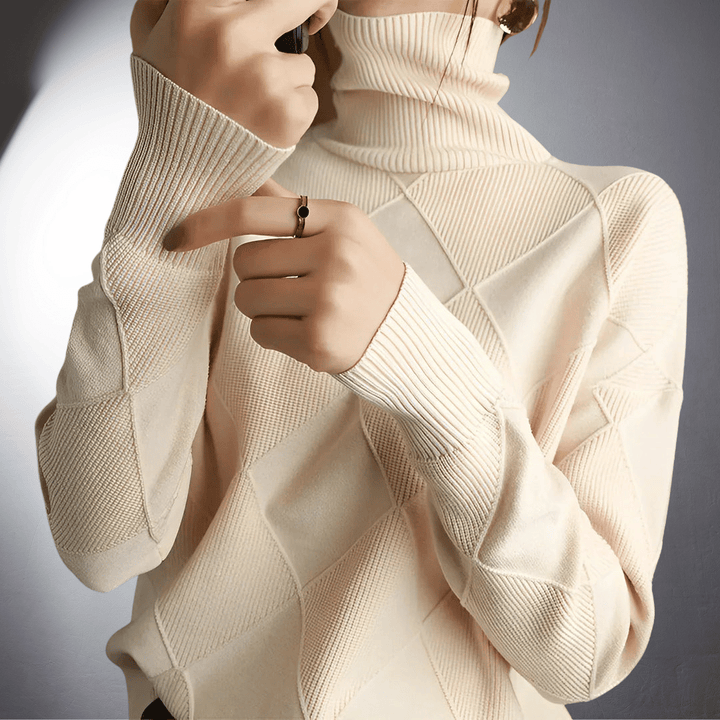 Dame | Hand Knitted Sweater With Stand Up Collar