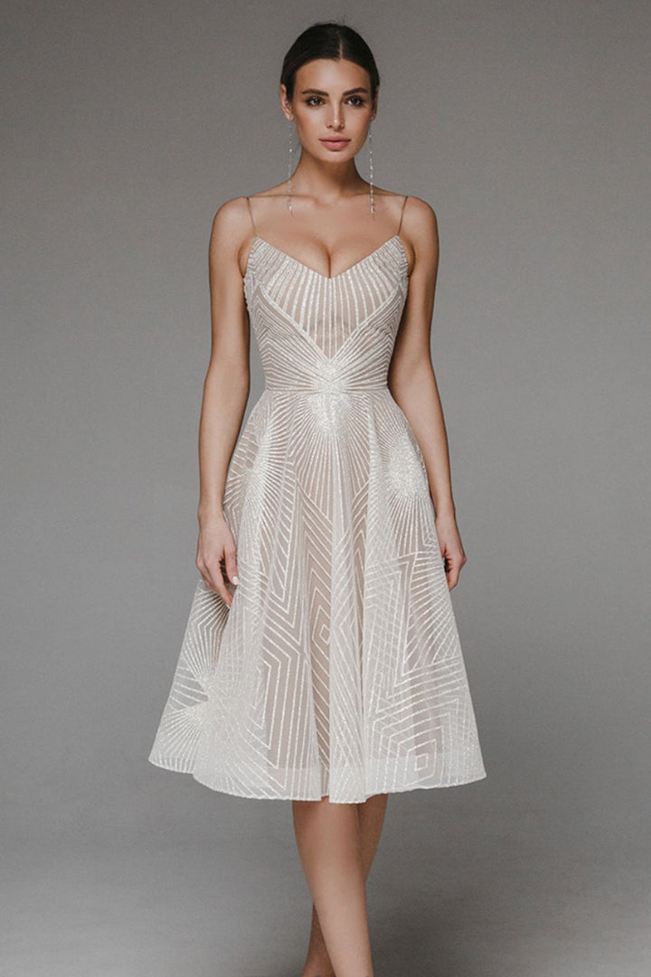 Ginette - Elegant and Classic Dress