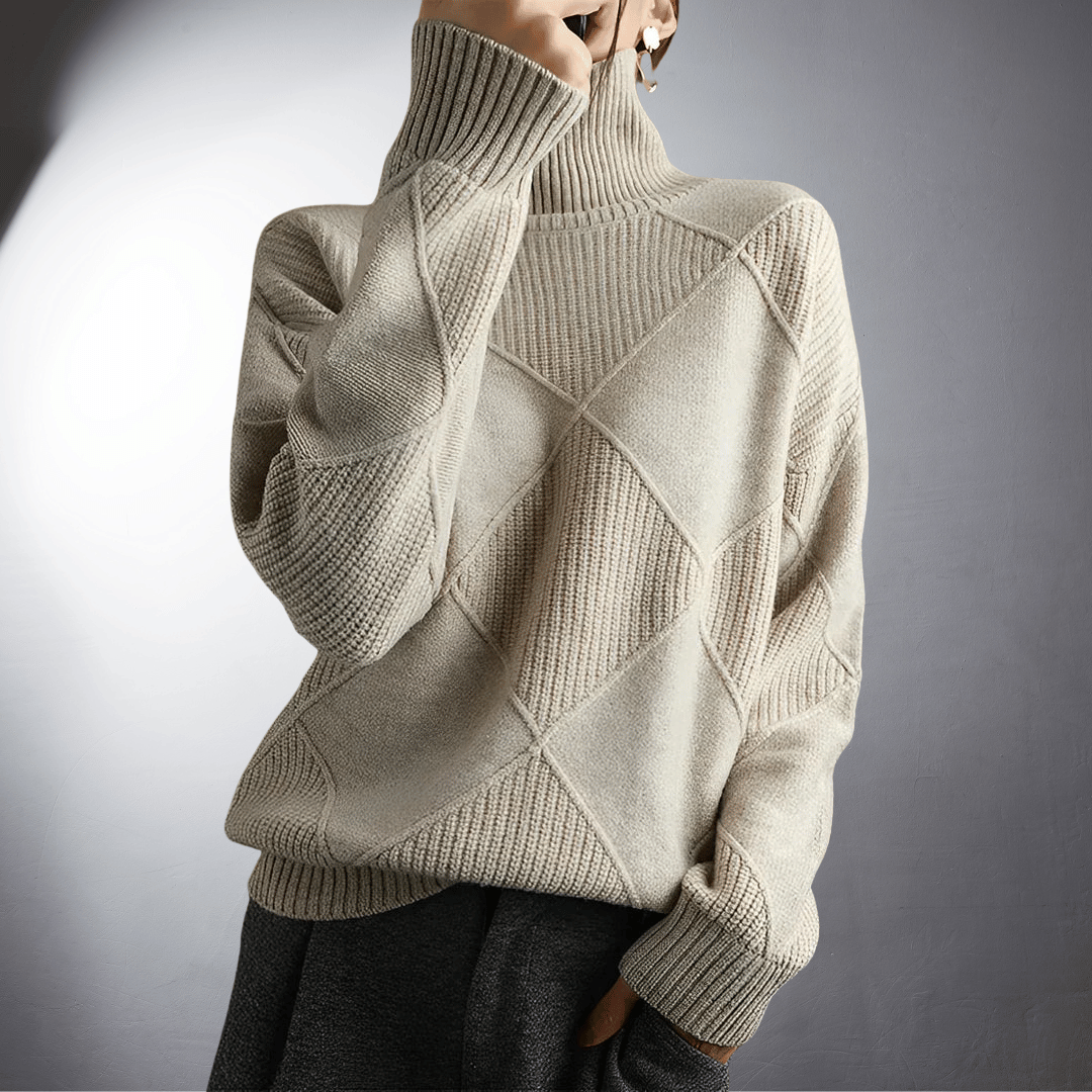 Dame | Hand Knitted Sweater With Stand Up Collar