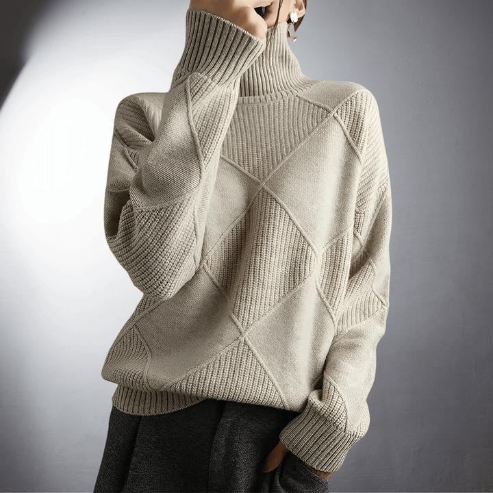 Dame | Hand Knitted Sweater With Stand Up Collar