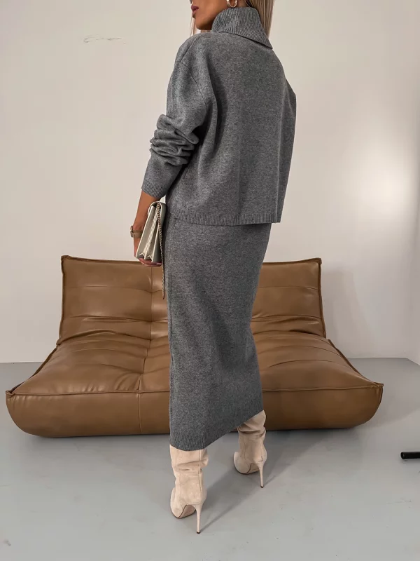 Kathleen - Turtleneck Two-Piece Winter Knitting Set