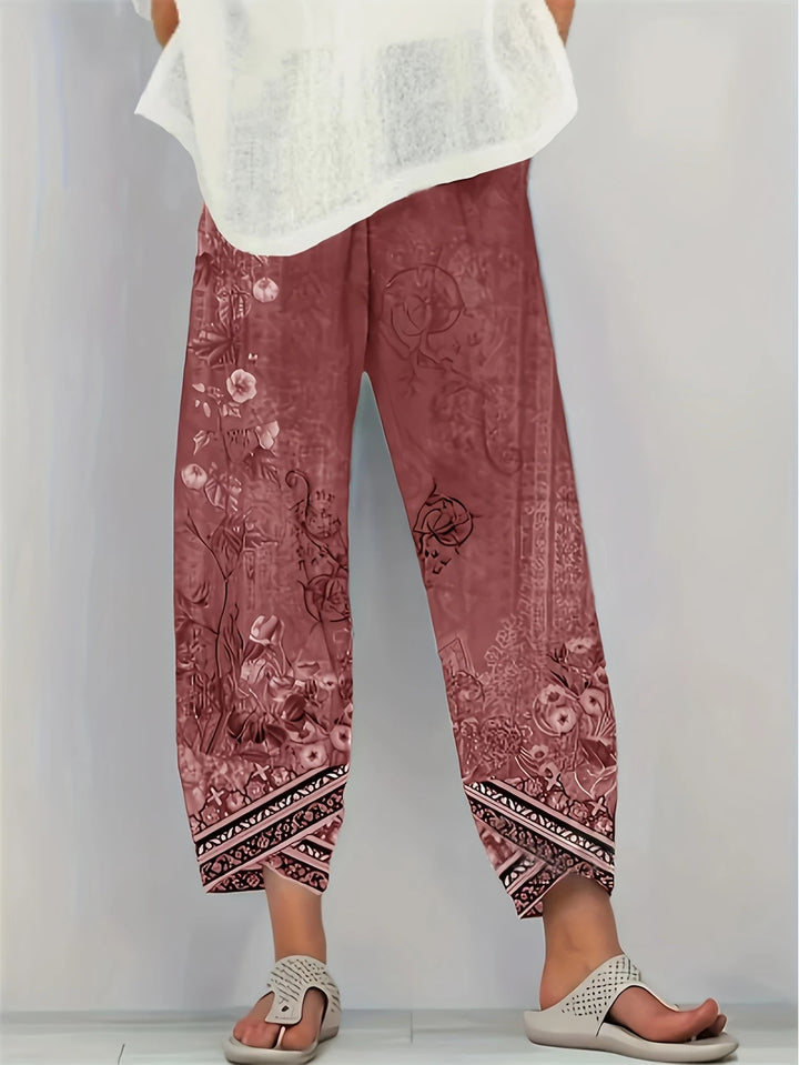 Kayden - Vintage Floral Capri Pants