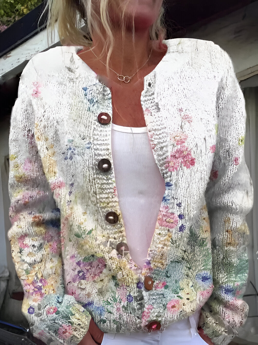 Alvimia - Stylish Floral Knitted Cardigan