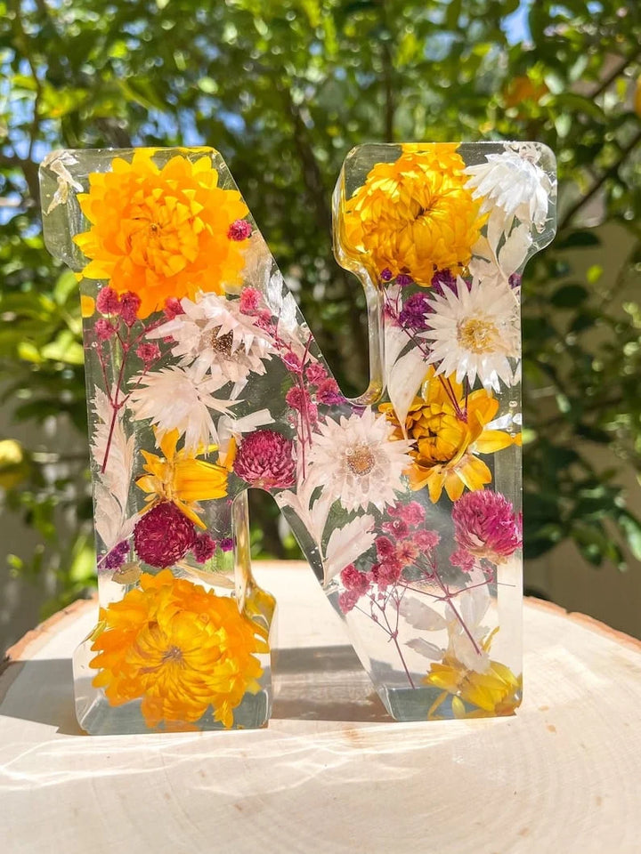 PetalLume - Handmade Flower Resin Night Light