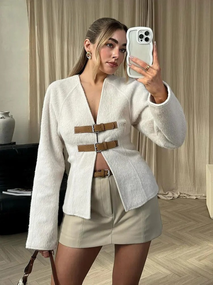 Larisa - Retro Leather Buckle Woolen Coat