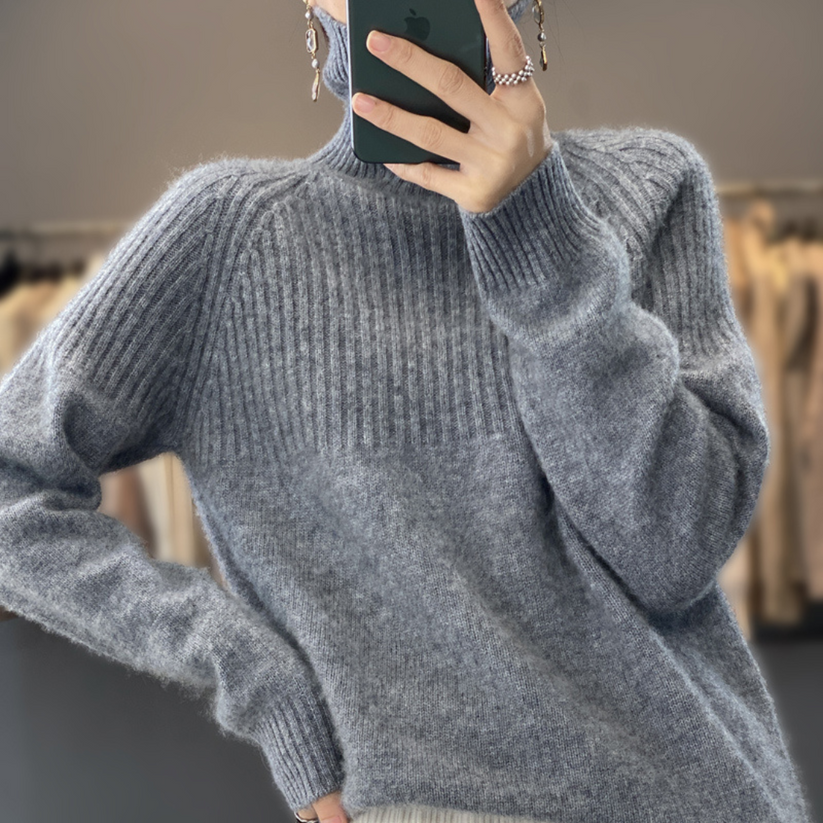 Savera - Wool Turtleneck sweater