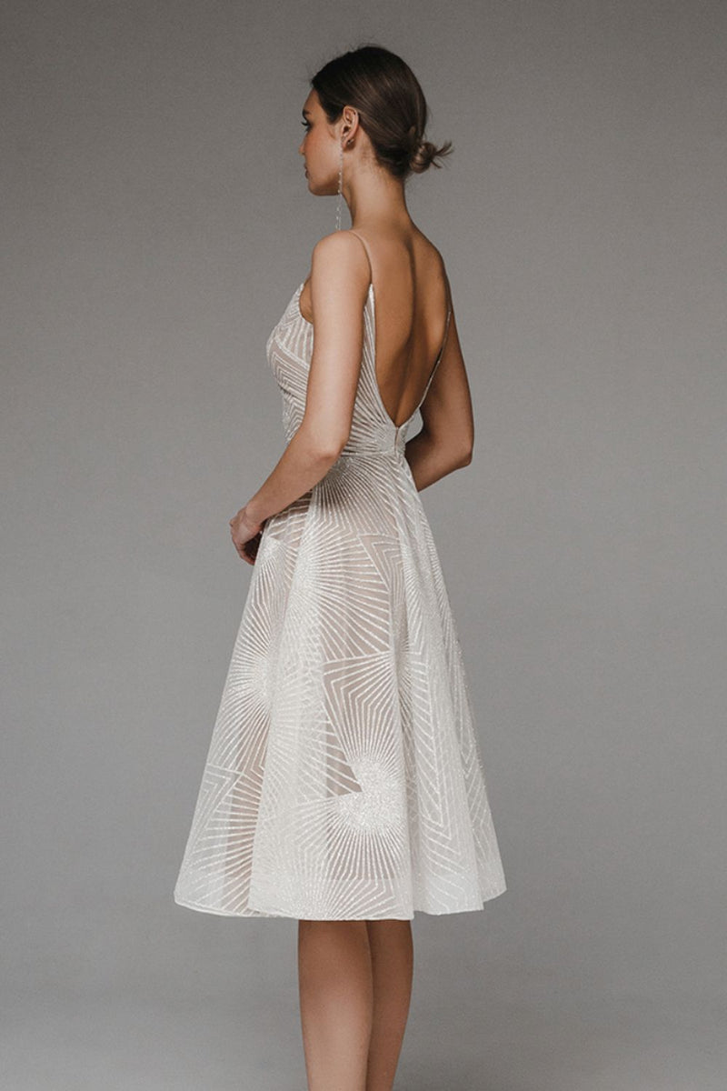 Ginette - Elegant and Classic Dress
