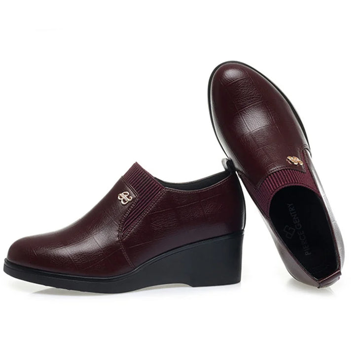 Switolina - Fashionable Leather Wedge Shoes