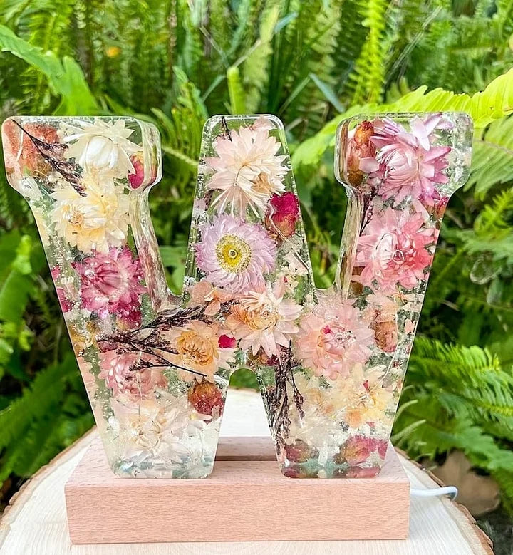PetalLume - Handmade Flower Resin Night Light