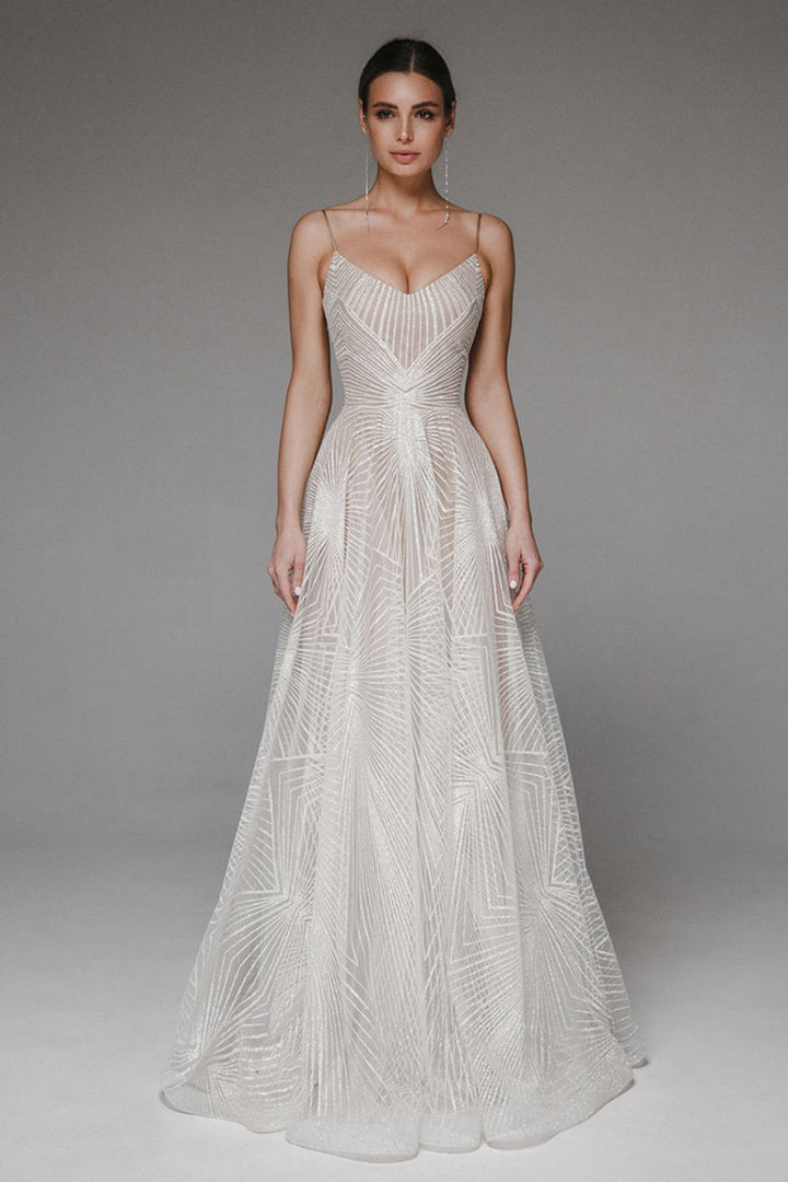 Ginette - Elegant and Classic Dress