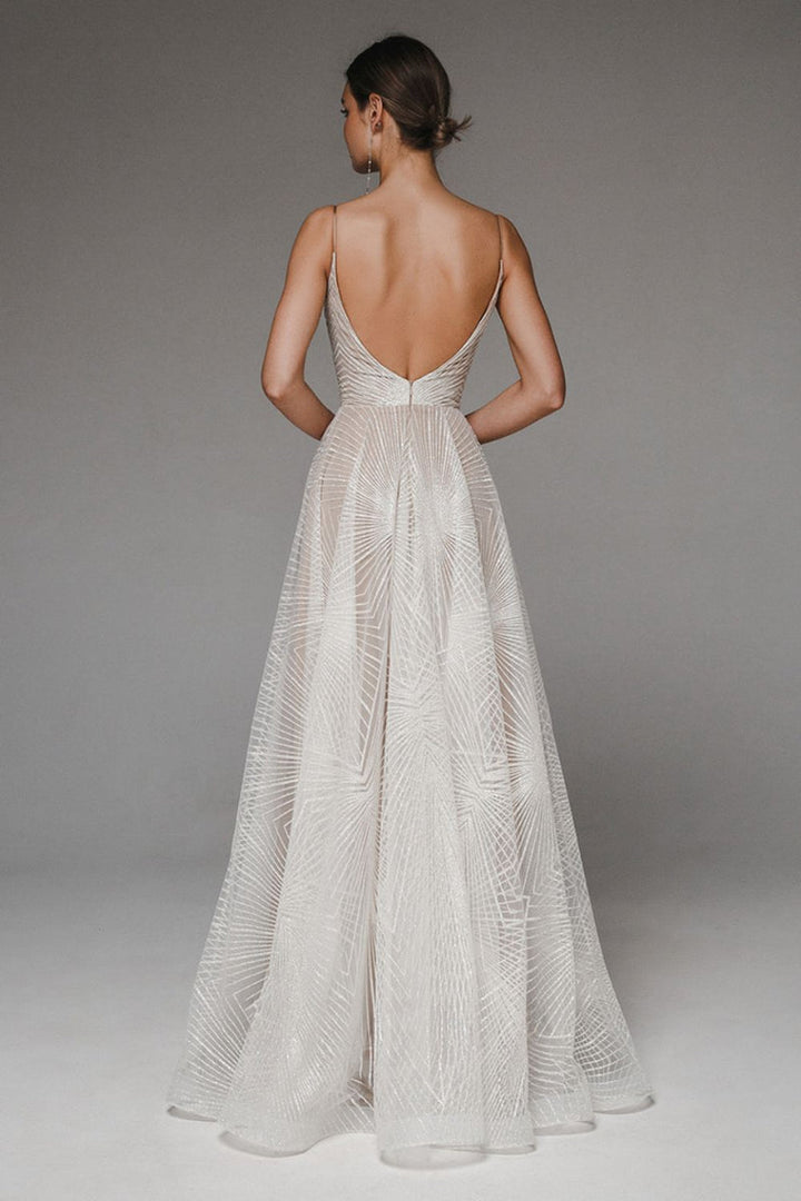 Ginette - Elegant and Classic Dress