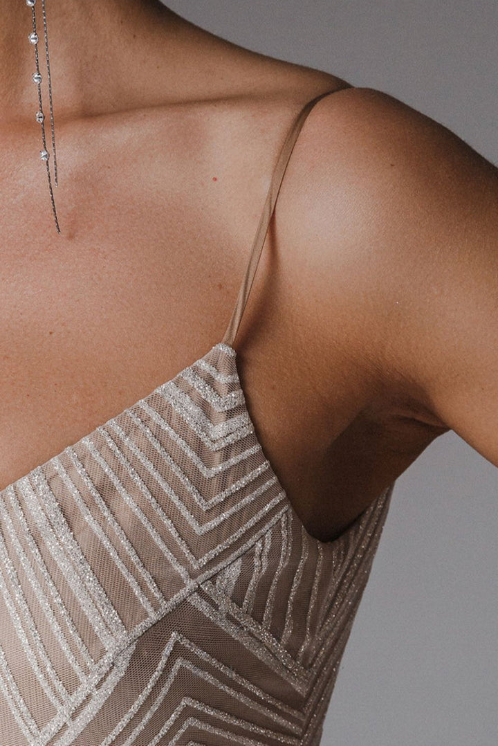 Ginette - Elegant and Classic Dress