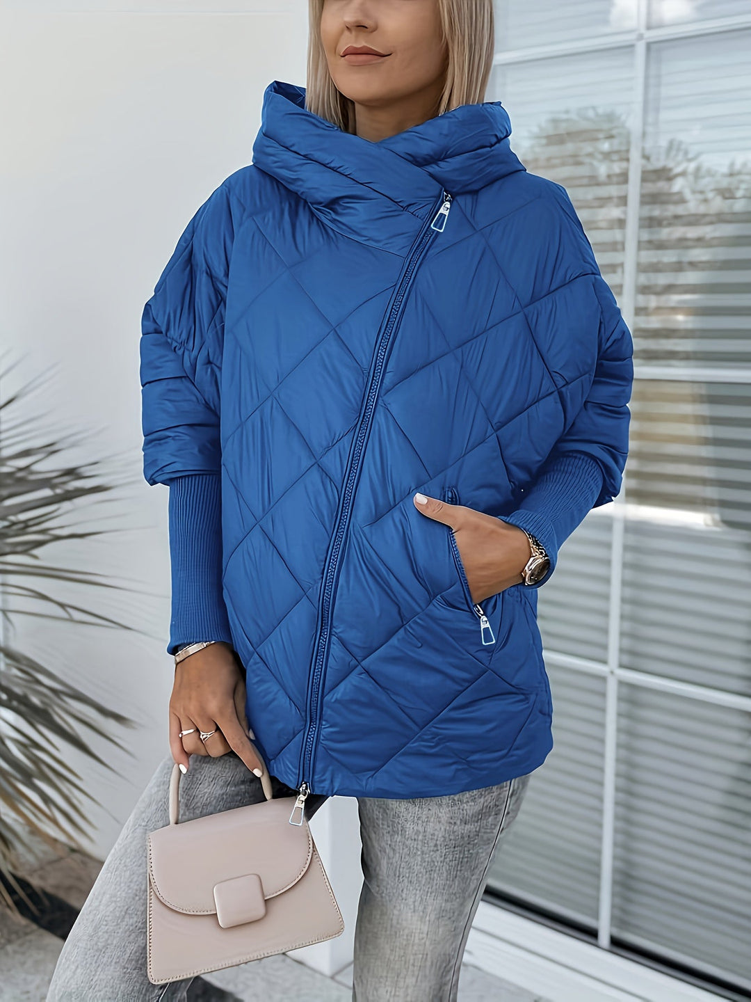 Ariantha - Quilted Hooded Jacket With Zipper
