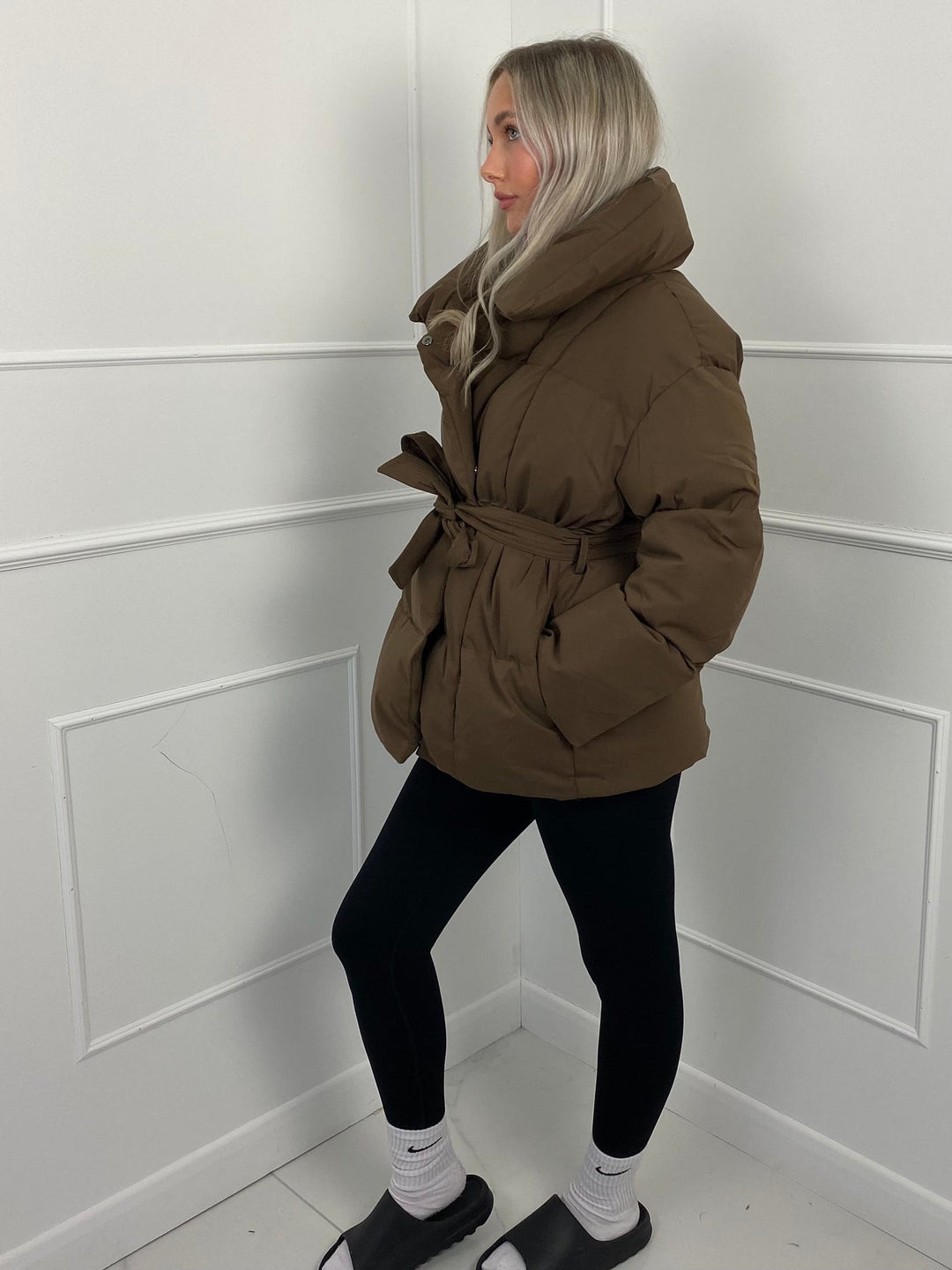 Heidie - Short Belt Pocket Puffer Jacket