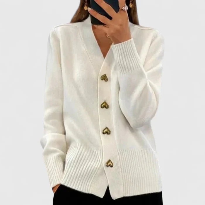 Lyddia - Cardigan With Heart Button