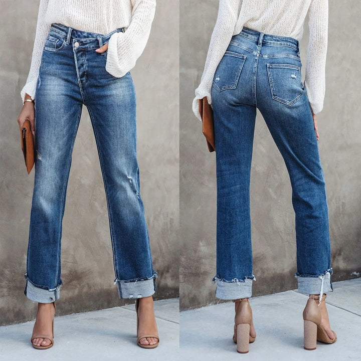 Thania - Flared Jeans