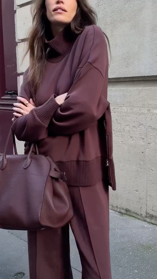 Lysann - Warm Knitted Two Piece Suit