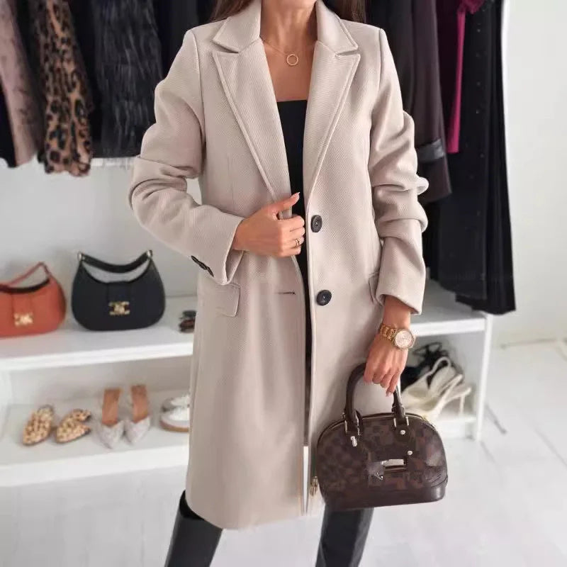Netty - Minimalist Beauty Coat