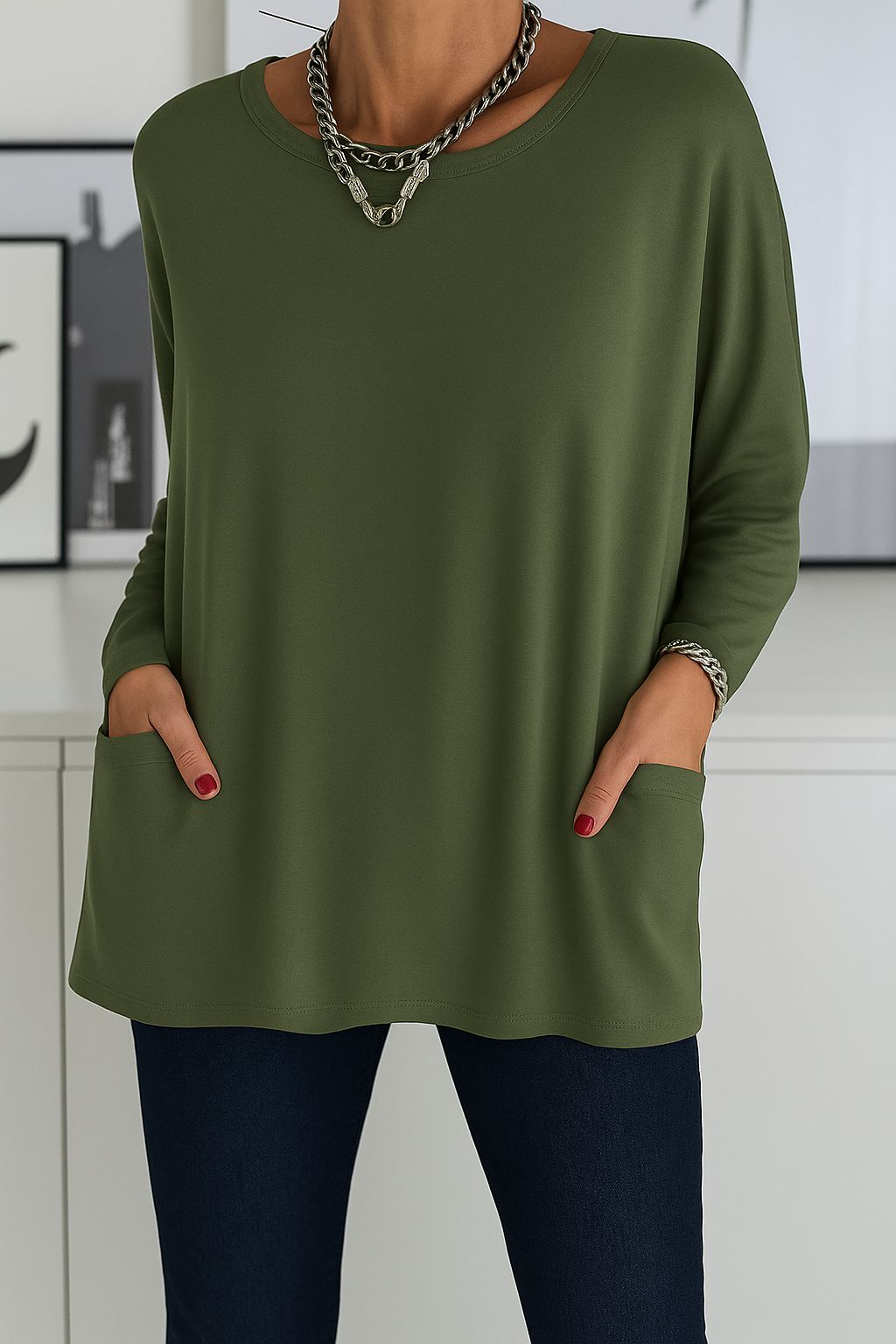 Dorine - Round Neck Tunic Top with Pockets