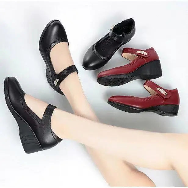 Aikaterina - Round Toe Buckled Strap Shoes